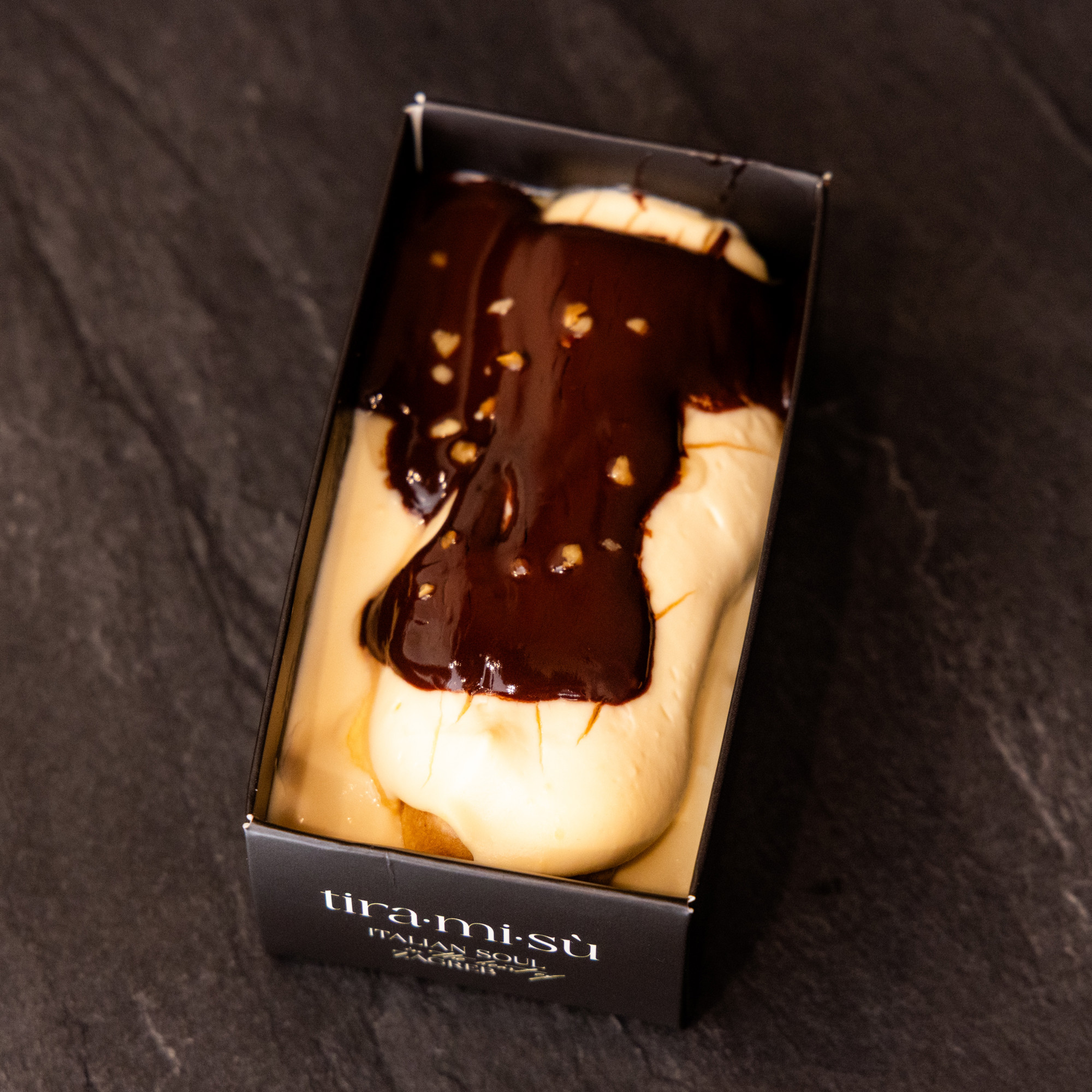 U Zagrebu se otvorila slastičarnica koja prodaje samo - tiramisu. Bili smo