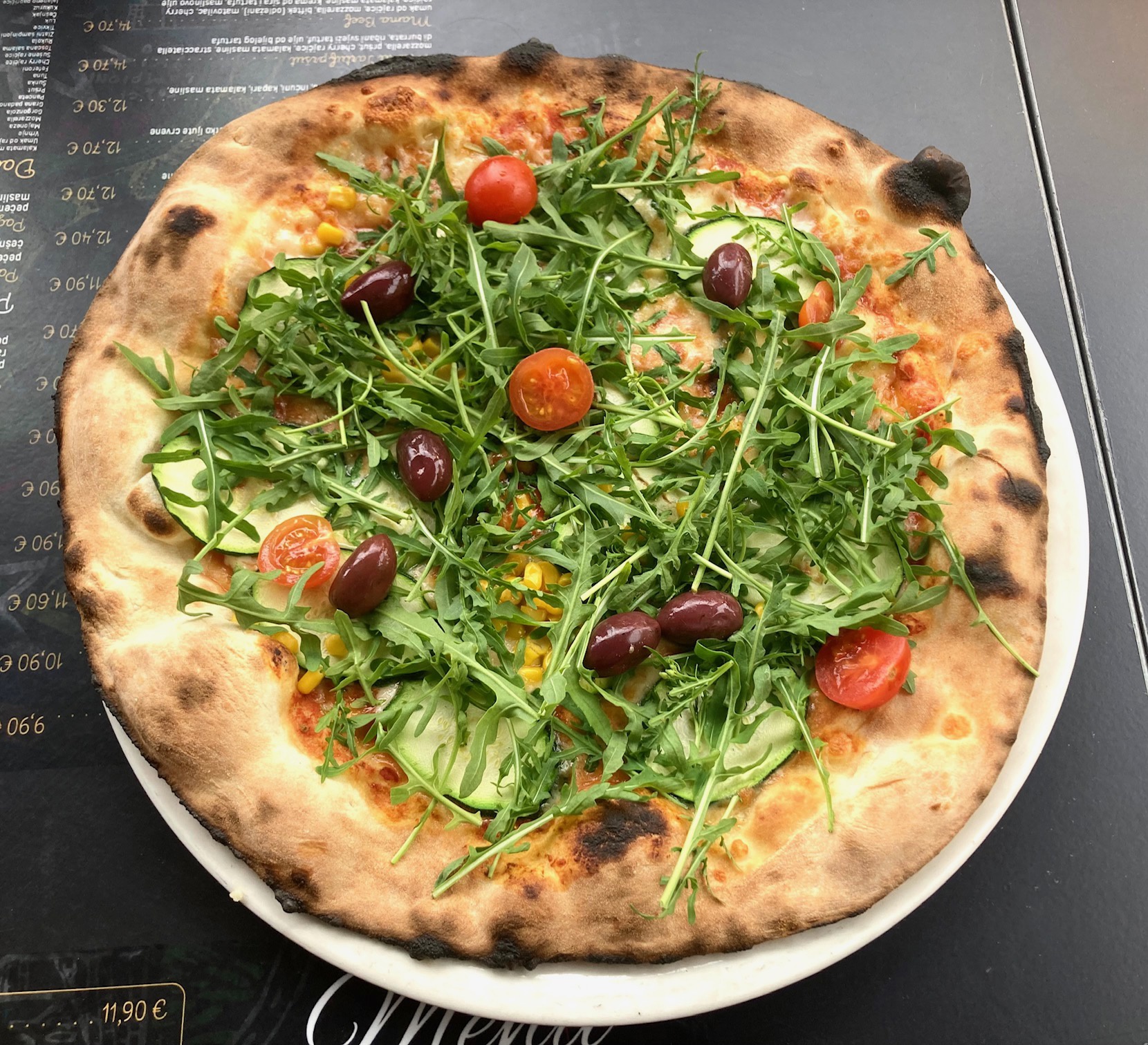 U Zagrebu sam posjetio pizzeriju koja je opasna konkurencija kultnim mjestima