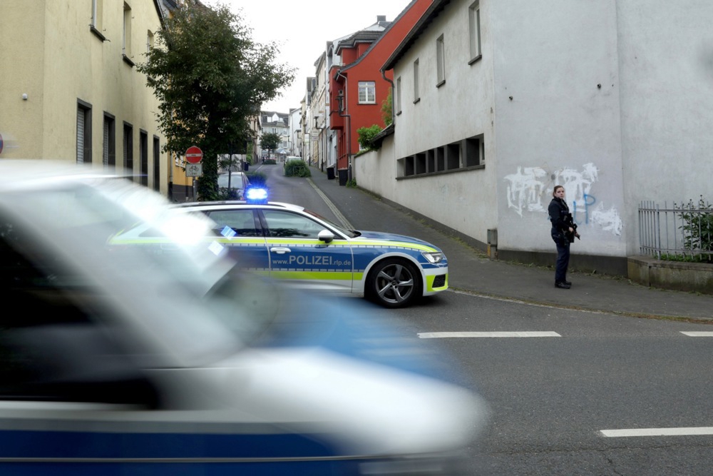 Gotova talačka kriza u njemačkoj banci, nitko nije ozlijeđen. Pljačkaši u bijegu