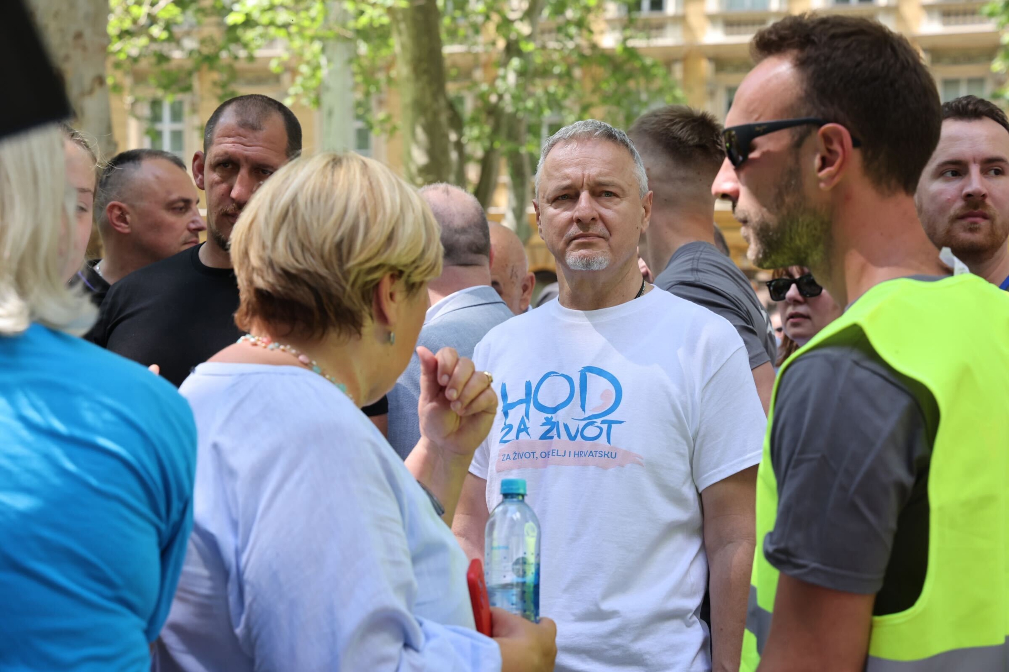 Thompson pjevao na "Hodu za život" u Zagrebu. Markić: Imamo komunistički zakon