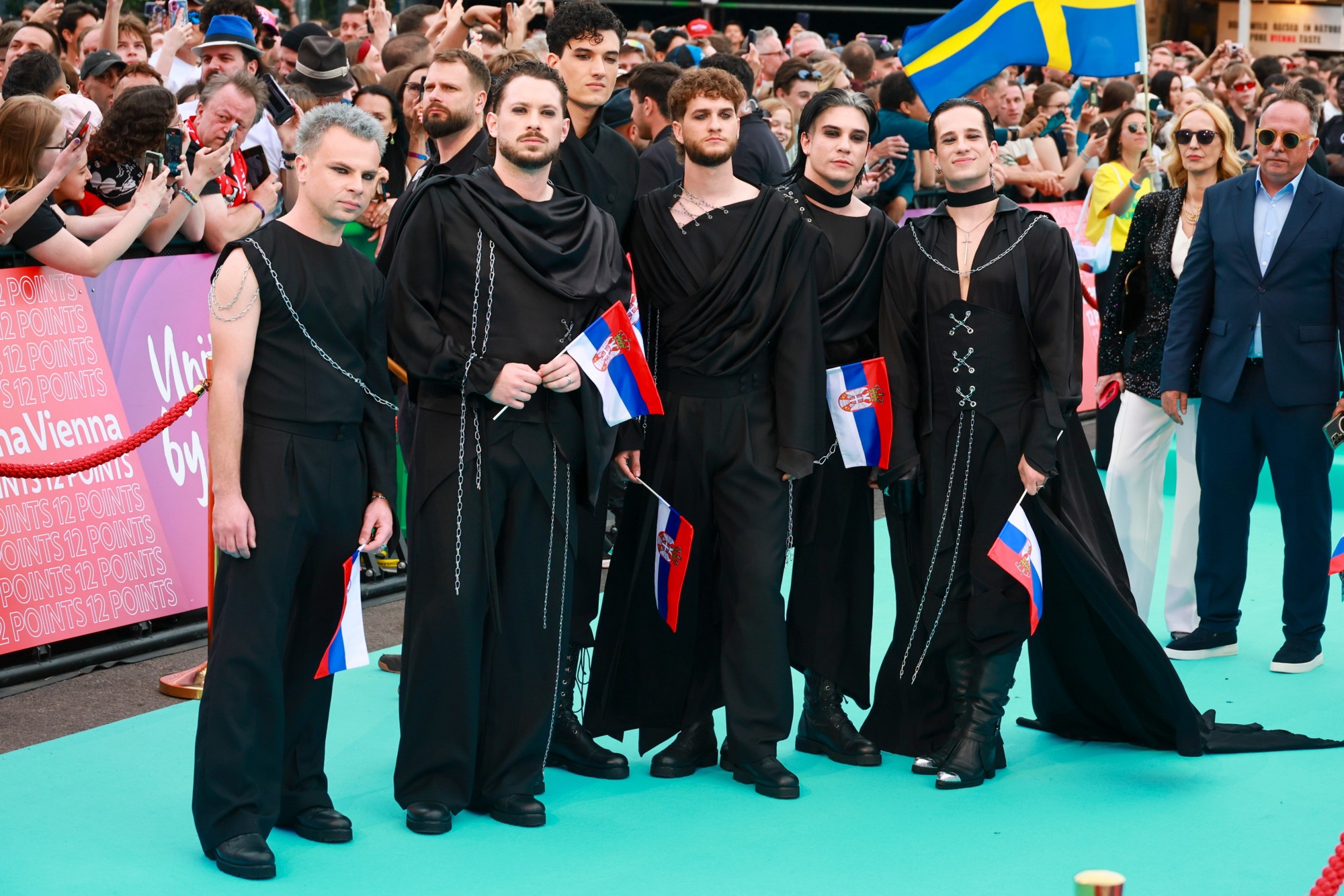 FOTO Outfiti sa svečanog otvorenja Eurosonga: Koji vam je najbolji (ili najgori)?