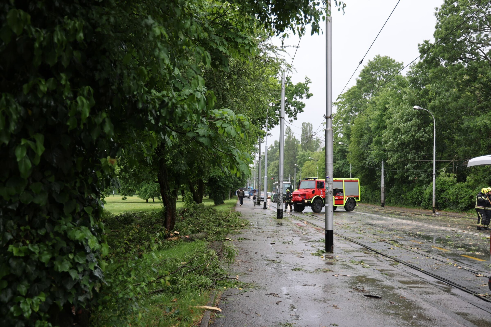 Čitateljica opisala kako je zapela u tramvaju na 4 sata u jučerašnjem nevremenu