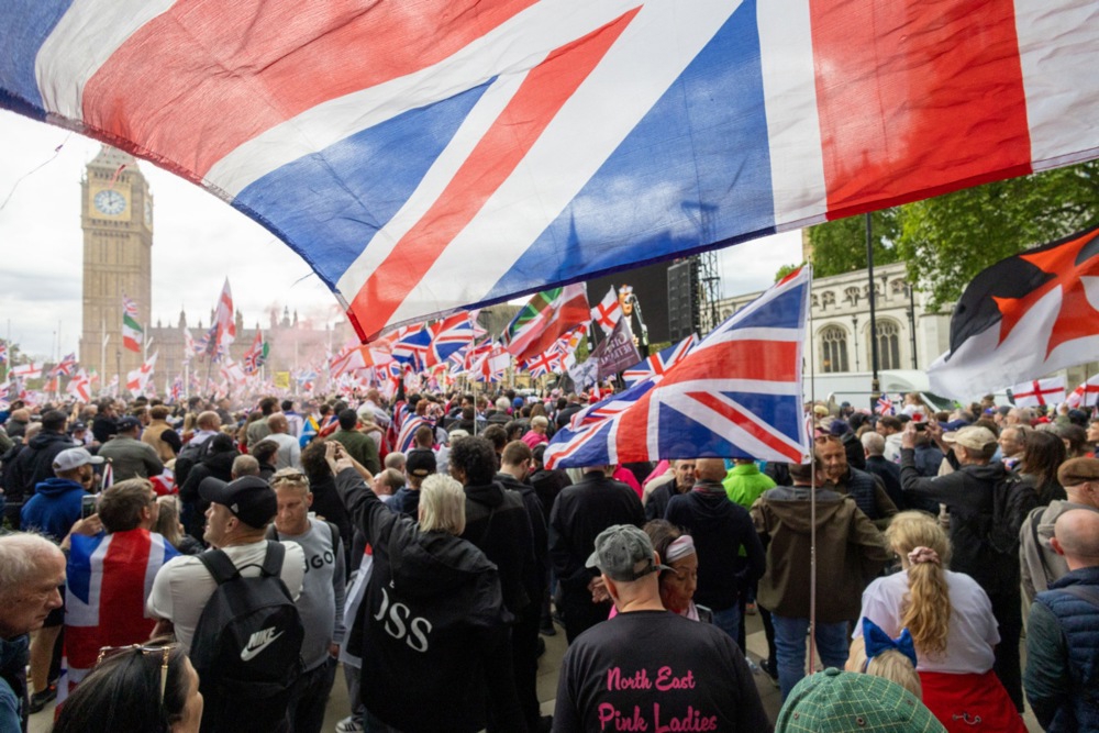 FOTO I VIDEO Veliki prosvjed desničara u Londonu