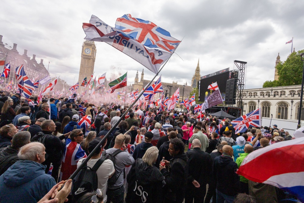 FOTO I VIDEO Veliki prosvjed desničara u Londonu