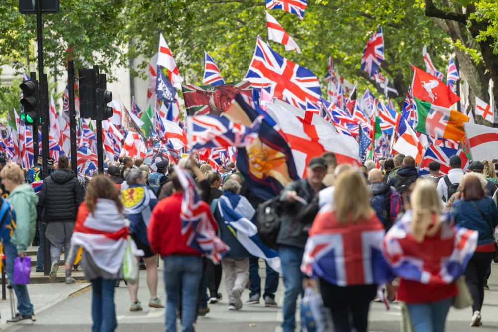 FOTO I VIDEO Veliki prosvjed desničara u Londonu