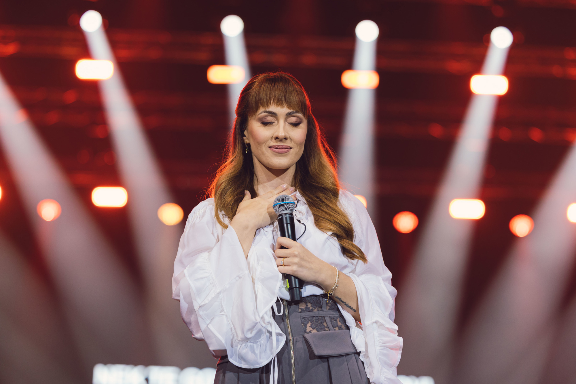 FOTO Dok je Europa gledala Eurosong, tisuće ljudi u Areni Zagreb molilo