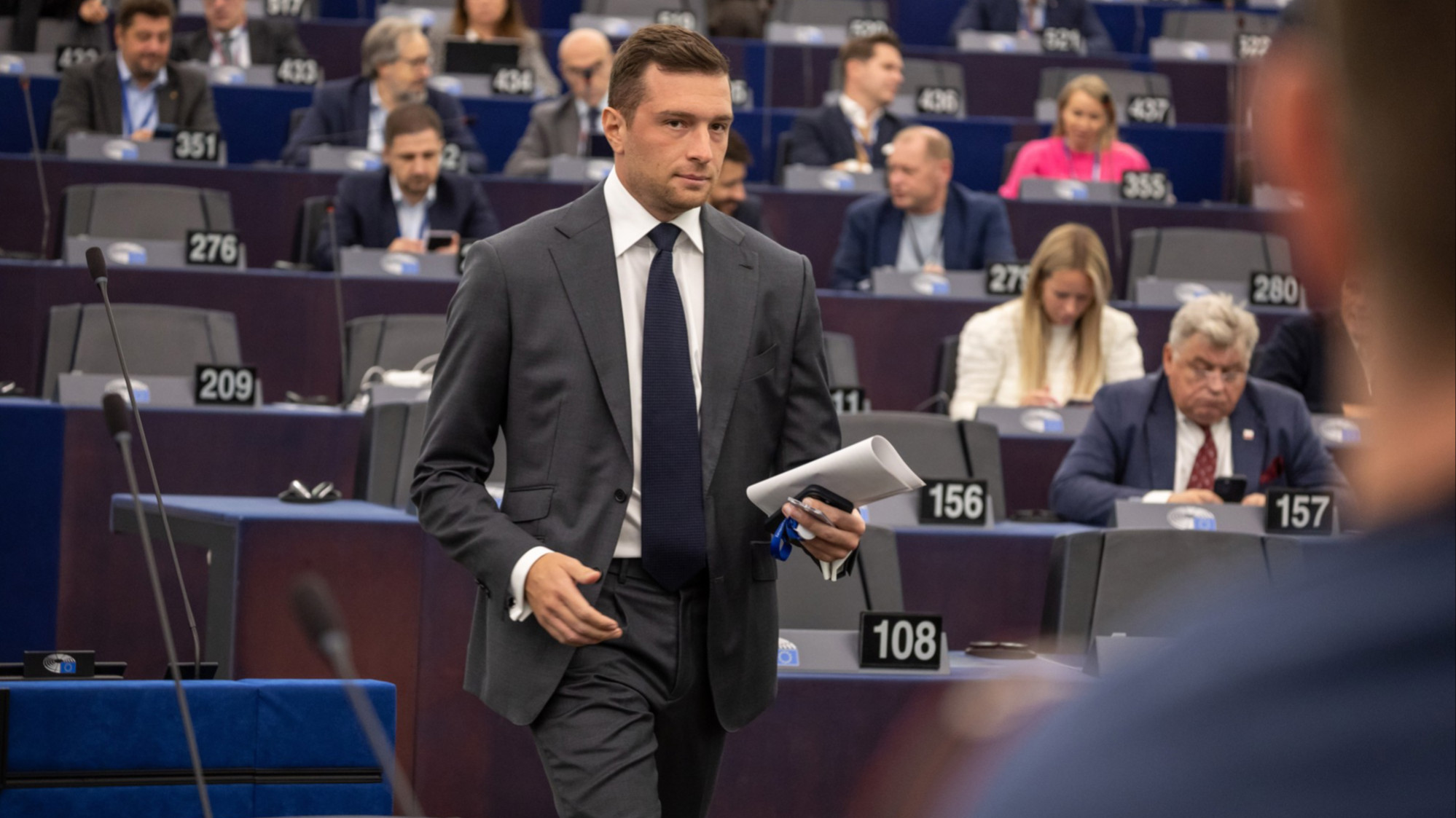 Tko je Jordan Bardella, političar koji je navodno osvojio talijansku princezu?