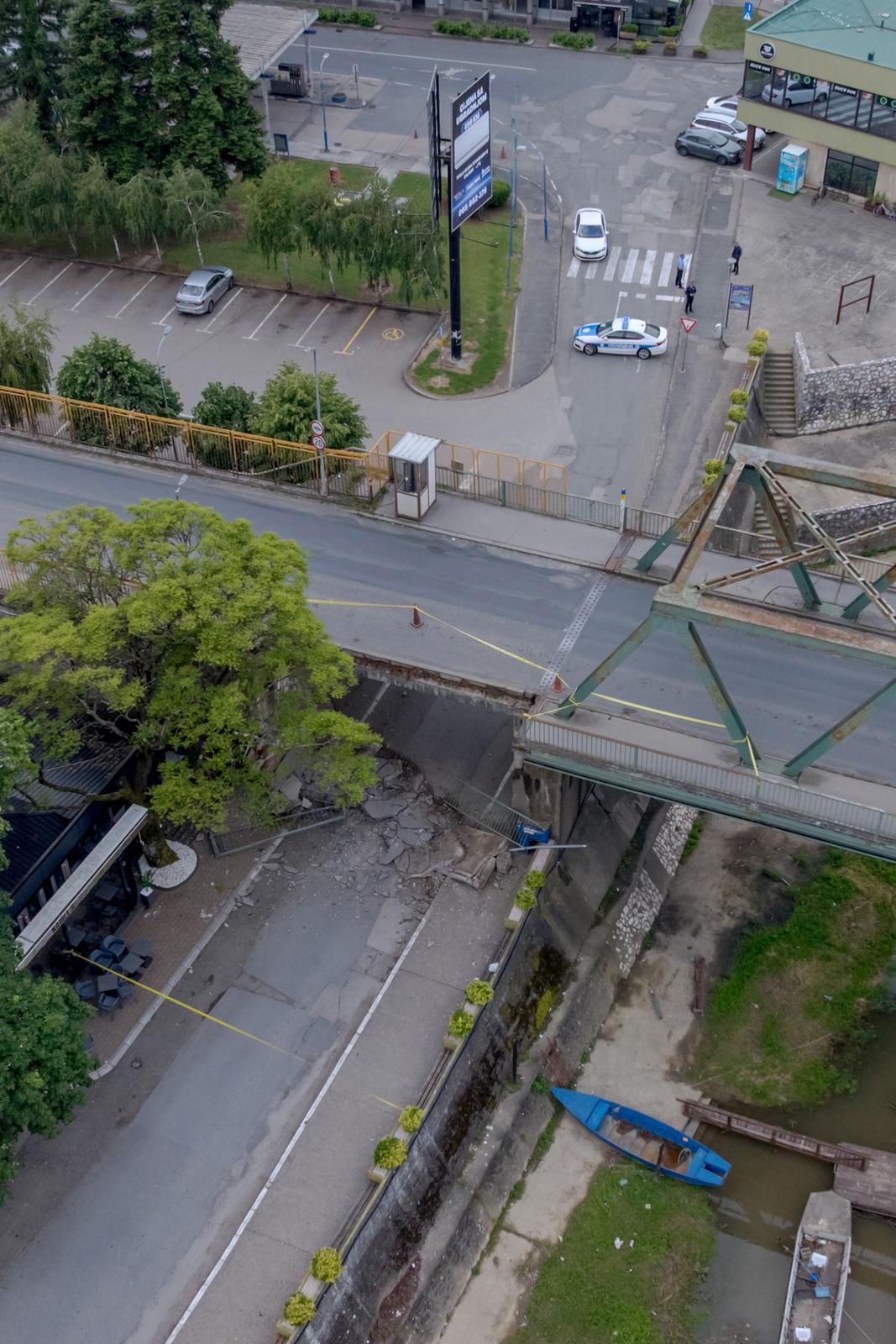 Privremeno otvoren novi granični prijelaz Gradiška nakon urušavanja mosta