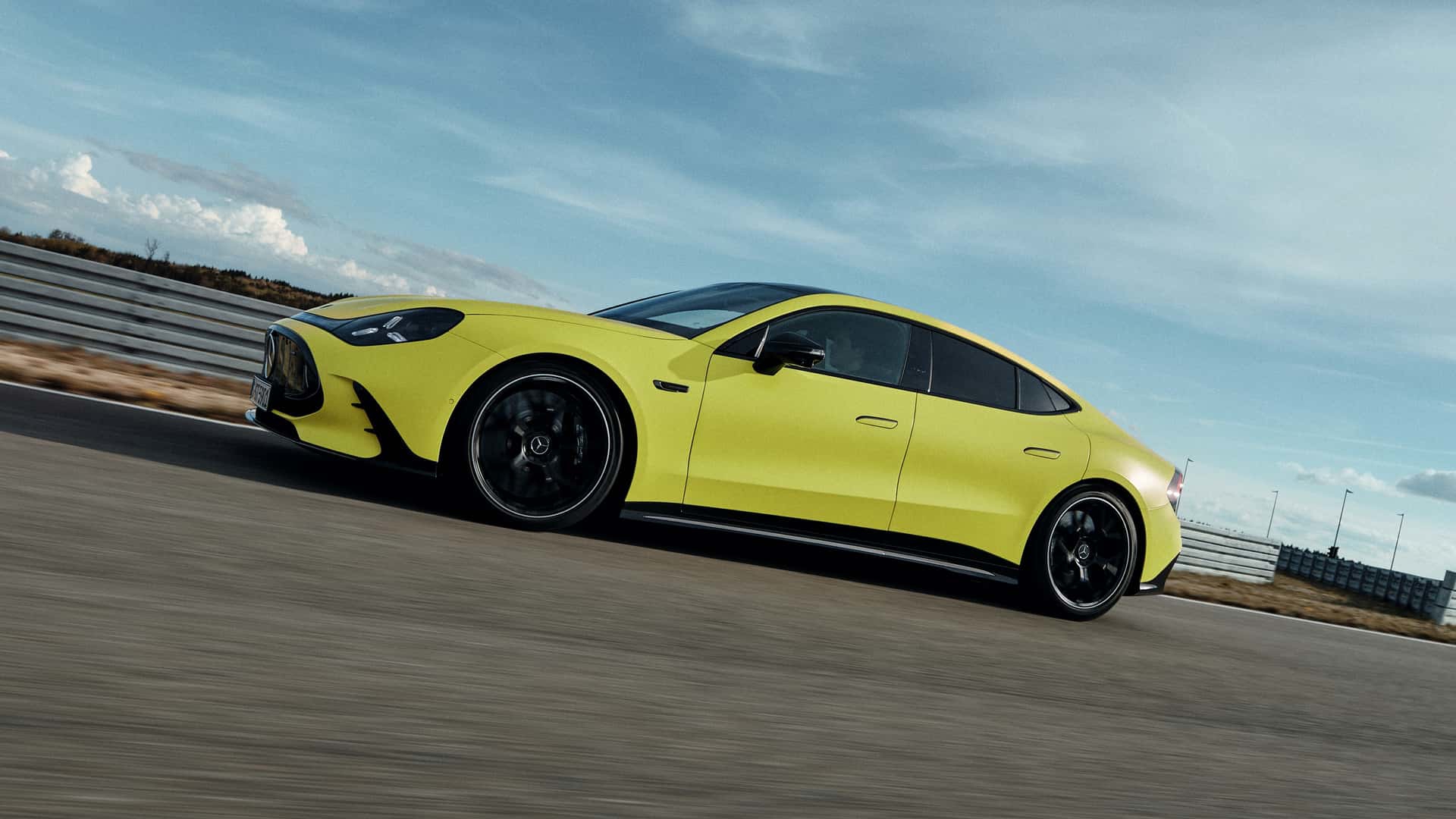 FOTO Mercedes-AMG predstavio jedan od najmoćnijih električnih sedana na svijetu