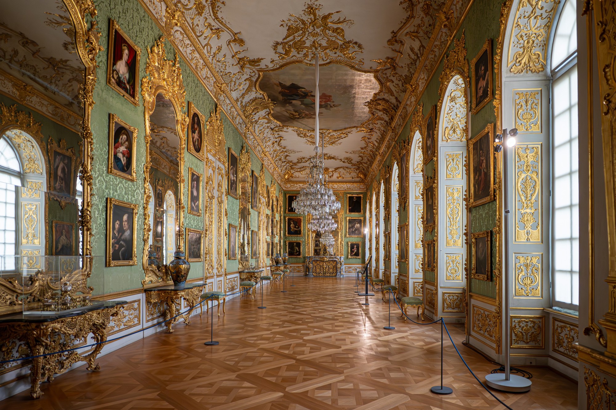 Palaču u Njemačkoj nazivaju "bavarskim Versaillesom", ali nema turističkih gužvi