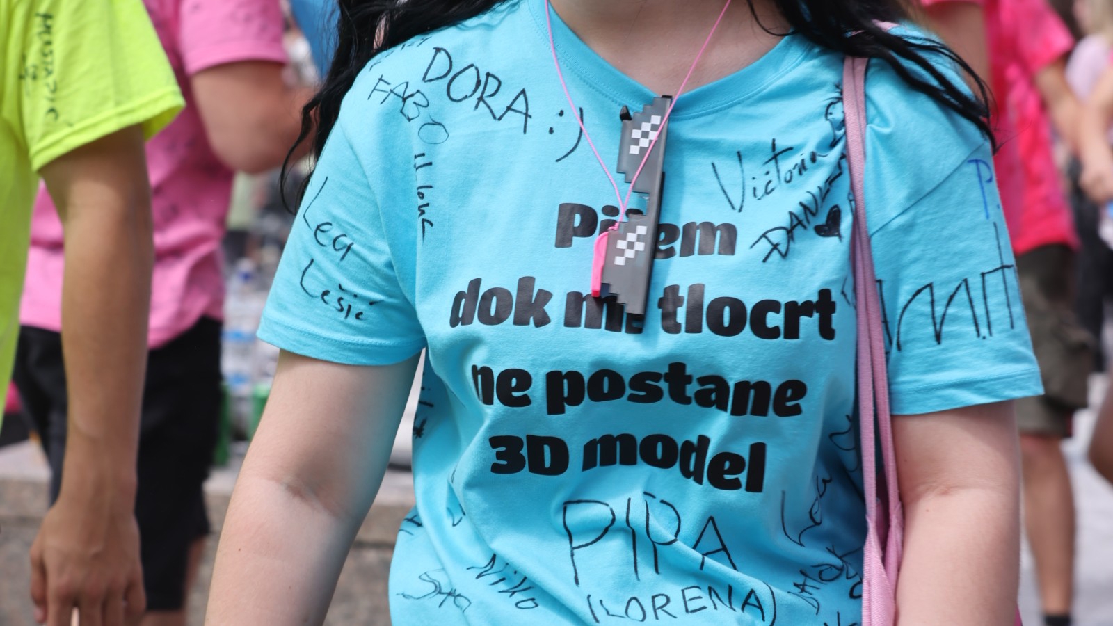 ANKETA Natpisi na majicama zagrebačkih maturanata. Koji vam je najbolji?