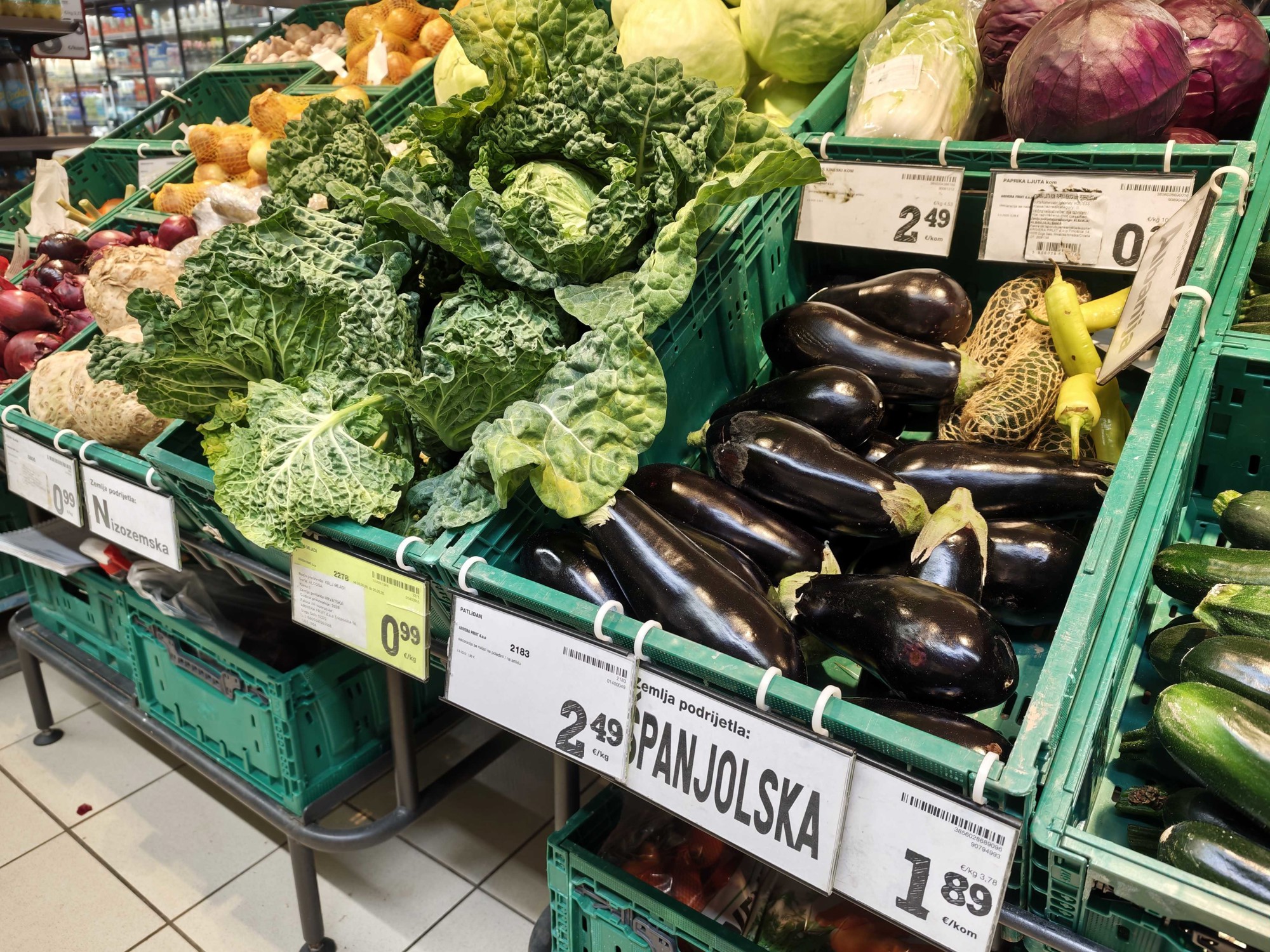FOTO Što zapravo kupujemo u dućanima? Paprika stiže iz Turske, a kupus iz Nizozemske