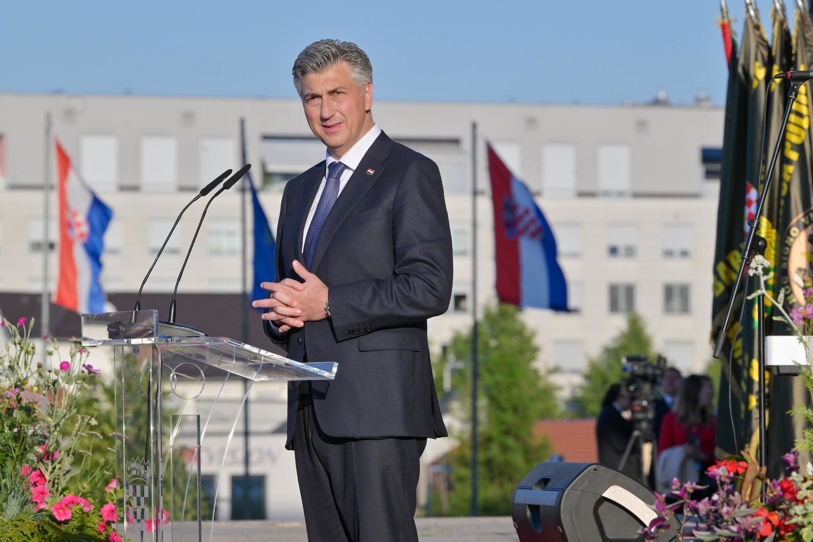 Gotovina o Hrvatskoj vojsci: "Sretan sam, Oružane snage se razvijaju"