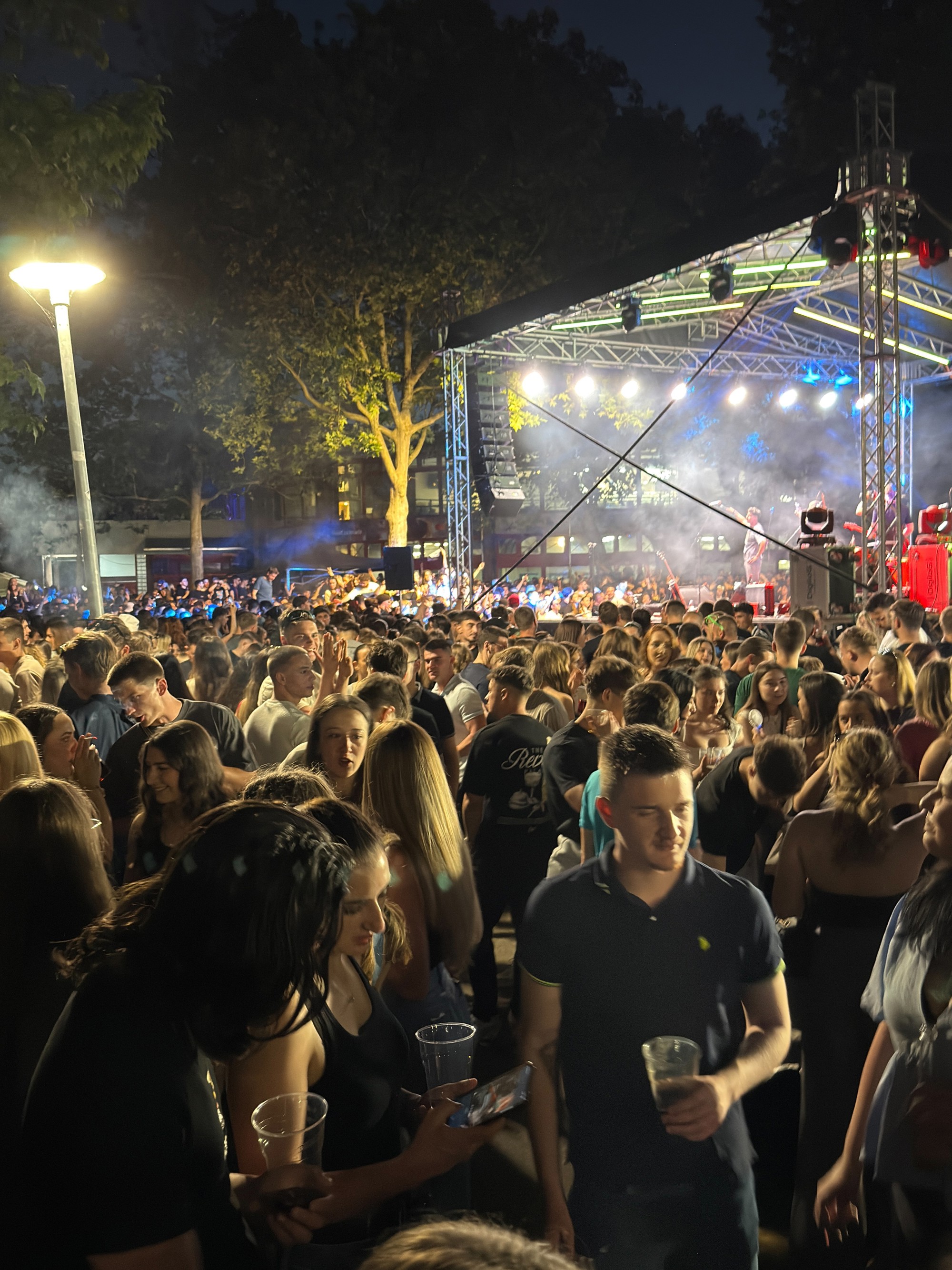 Najpopularniji studentski party u Zagrebu: Pogledajte atmosferu na Radićevim danima