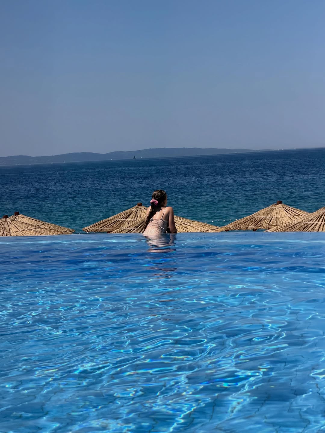 Rakitići otvorili sezonu kupanja, Raquel objavila fotke: "Sol, sunce i puno ljubavi"