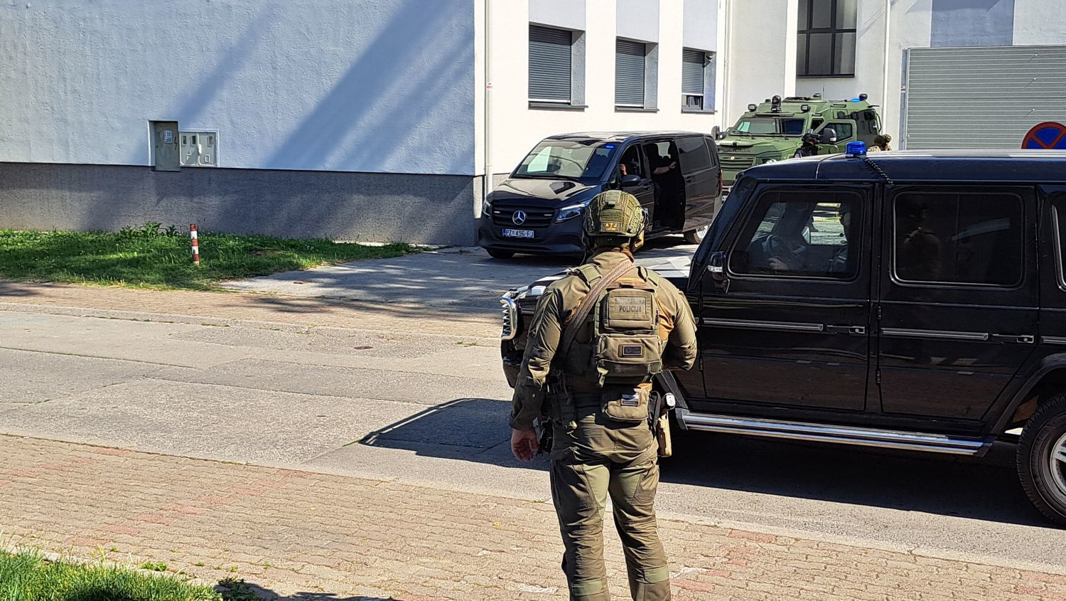 Duge cijevi na ulicama Slavonskog Broda, opasni Crnogorac s tjeralice doveden nas sud