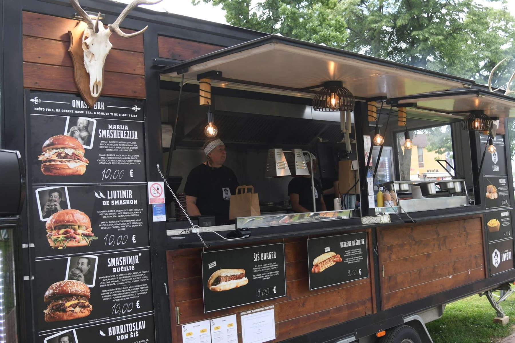 U Virovitici počeo četverodnevni street food festival, poznate i cijene hrane