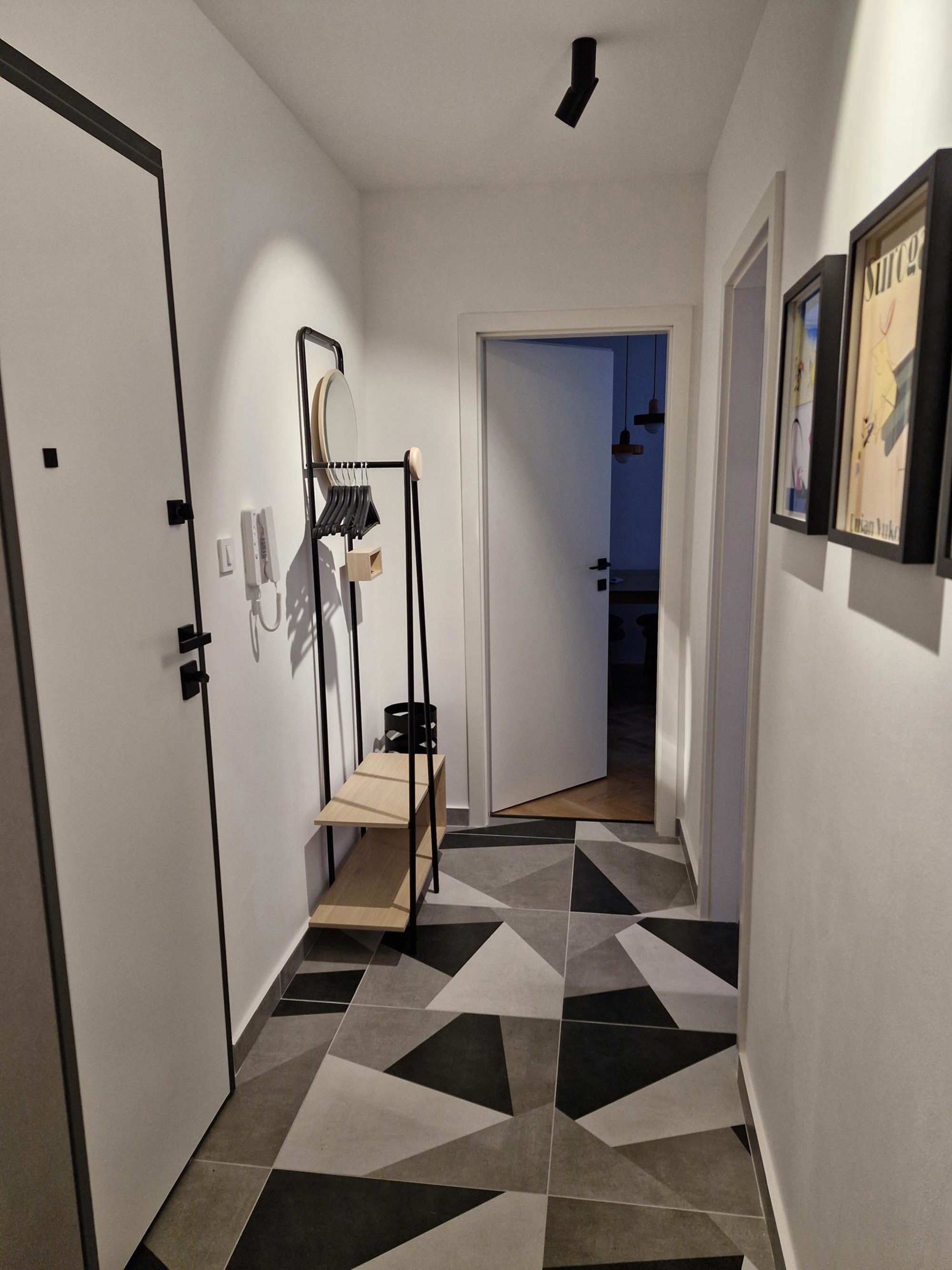 FOTO Stan od 50 kvadrata u centru Zagreba iznajmljuje se za 900 eura, pogledajte ga