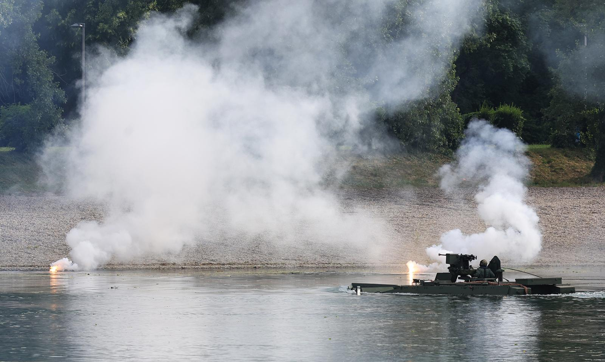 FOTO Hrvatska vojska priredila spektakl na Jarunu