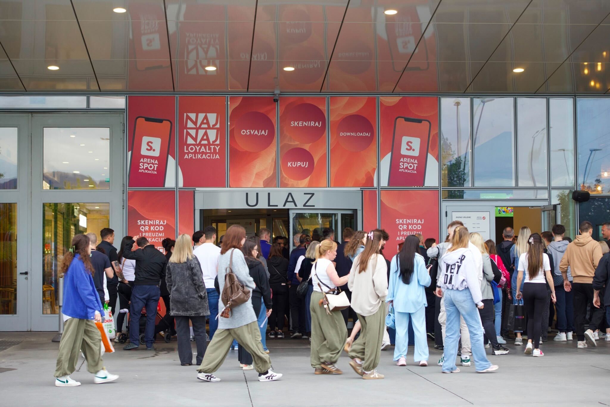 Evakuirani Arena i Avenue Mall. Prijetnje bombama poslane Indexu, policiji...