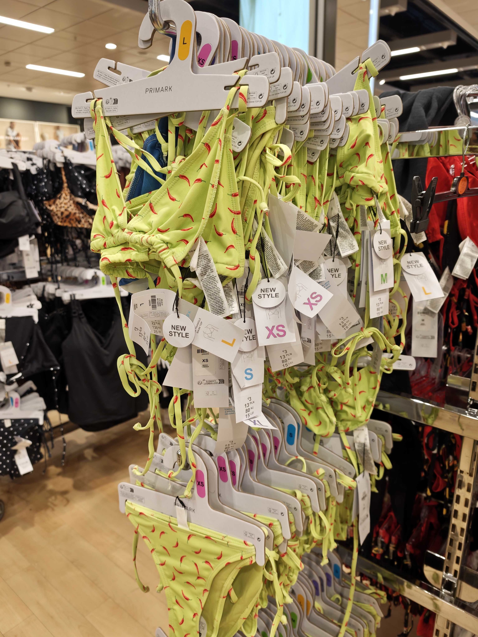Razgledali smo ljetnu ponudu u Primarku, cijene kupaćih kostima su nas iznenadile