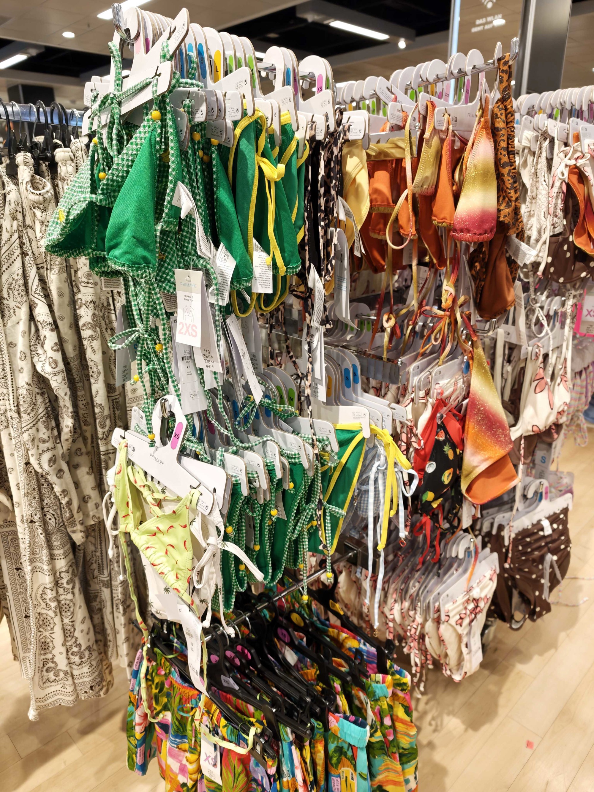 Razgledali smo ljetnu ponudu u Primarku, cijene kupaćih kostima su nas iznenadile