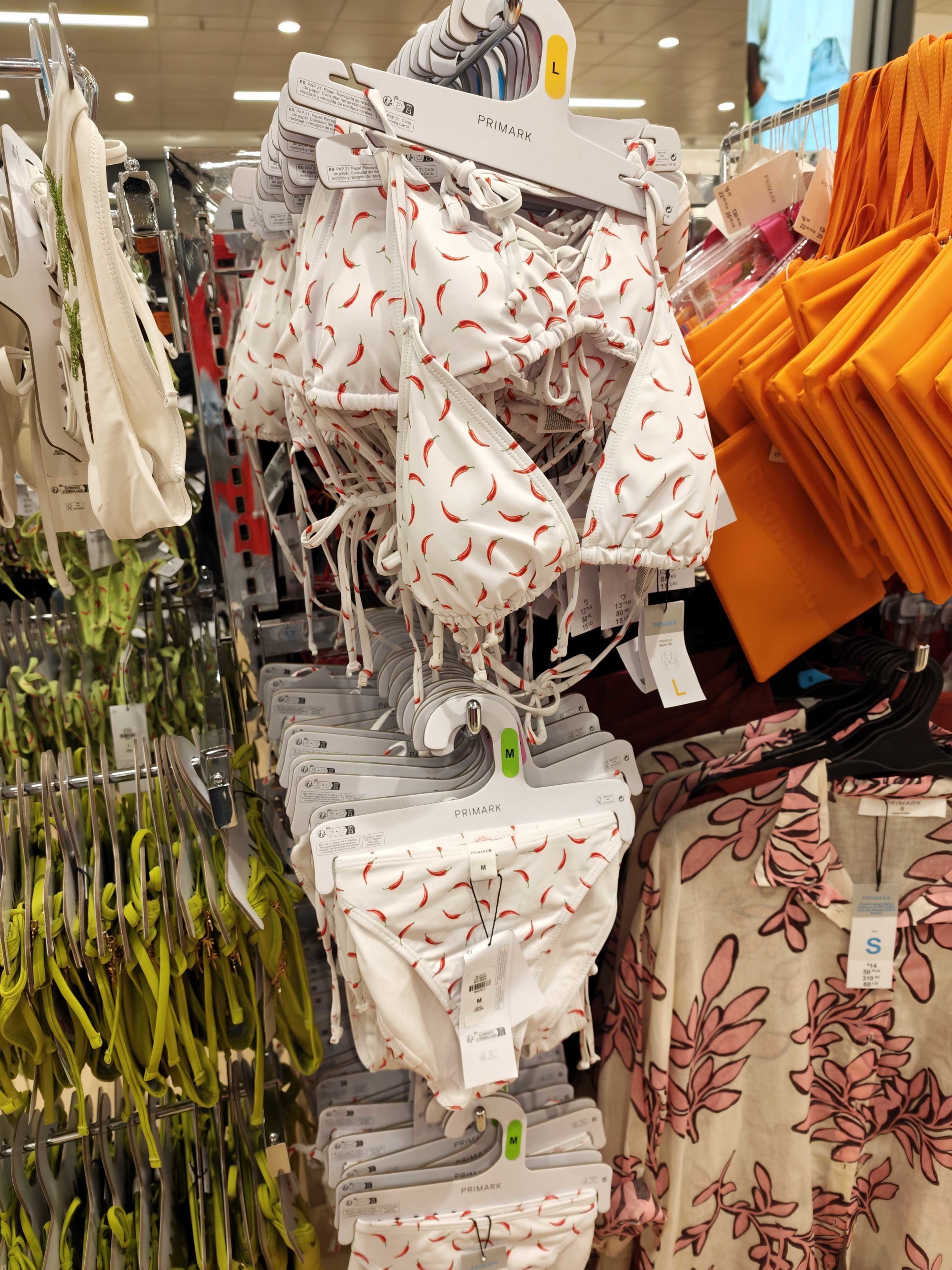 Razgledali smo ljetnu ponudu u Primarku, cijene kupaćih kostima su nas iznenadile