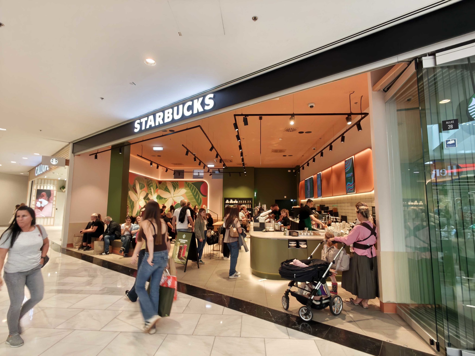 Hrvati ga nemaju, ali rado ga posjećuju kad putuju. Provjerili smo što nudi Starbucks