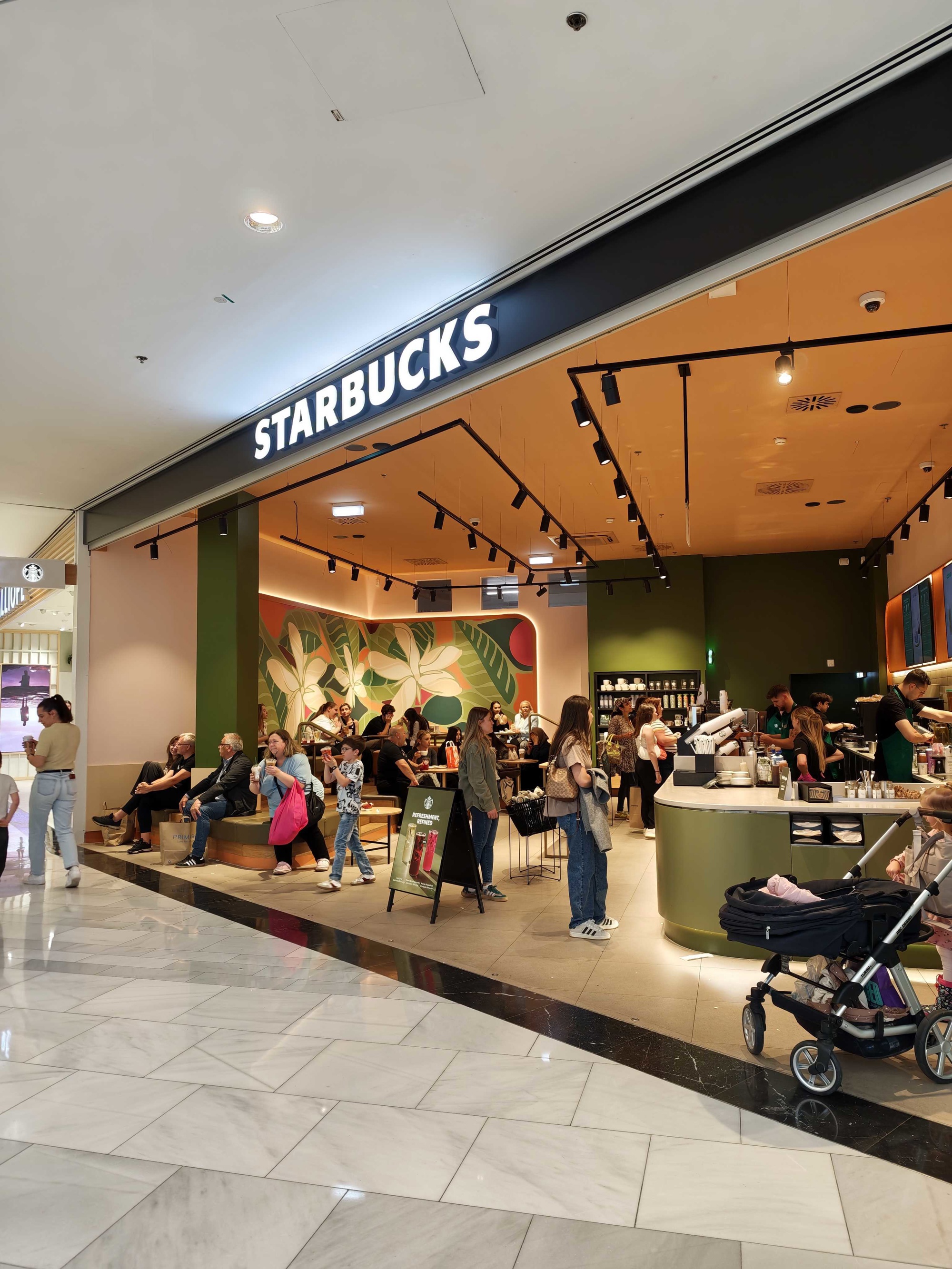 Hrvati ga nemaju, ali rado ga posjećuju kad putuju. Provjerili smo što nudi Starbucks