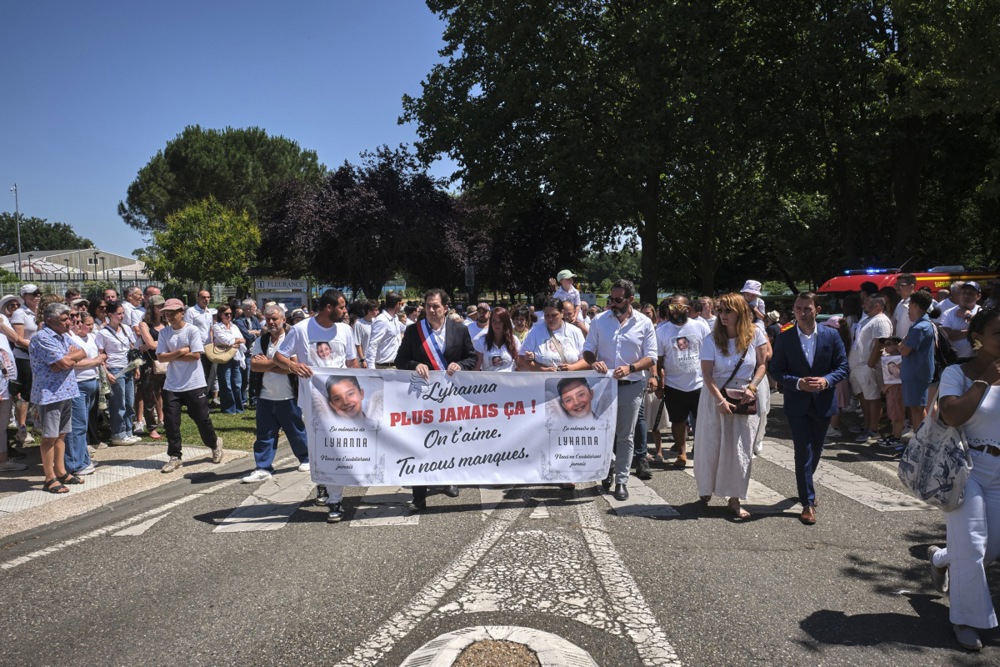 FOTO Bijeli marš u Francuskoj zbog smrti djevojčice i propusta pravosuđa