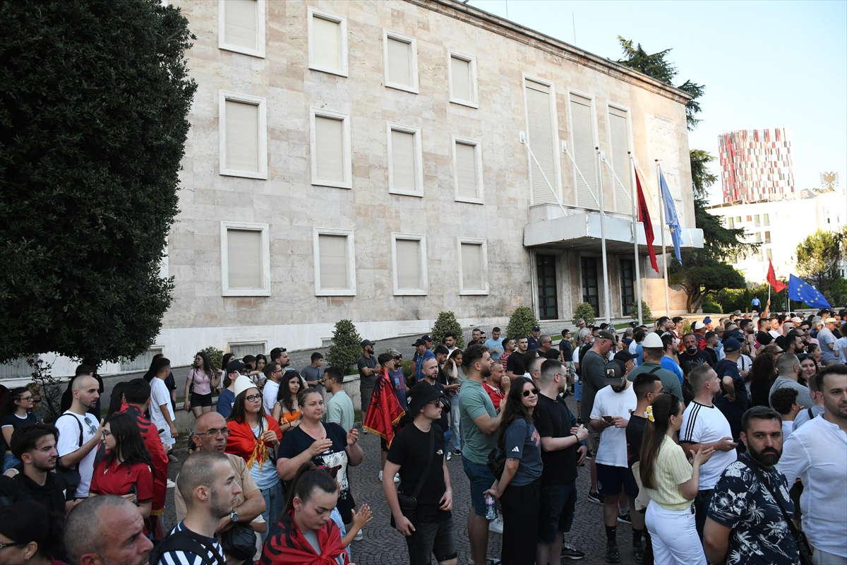 Masovni prosvjedi u Albaniji i deseti dan zbog luksuznog projekta Trumpovog zeta
