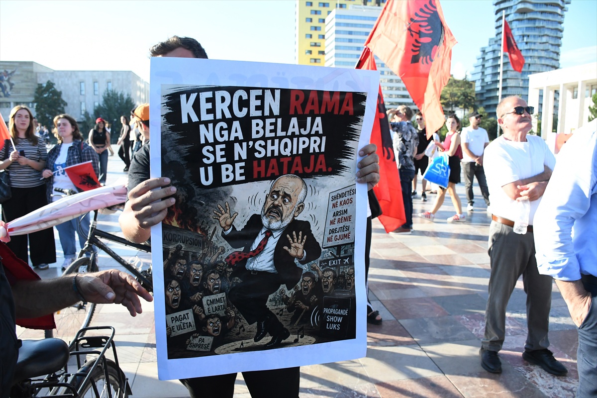 Masovni prosvjedi u Albaniji i deseti dan zbog luksuznog projekta Trumpovog zeta