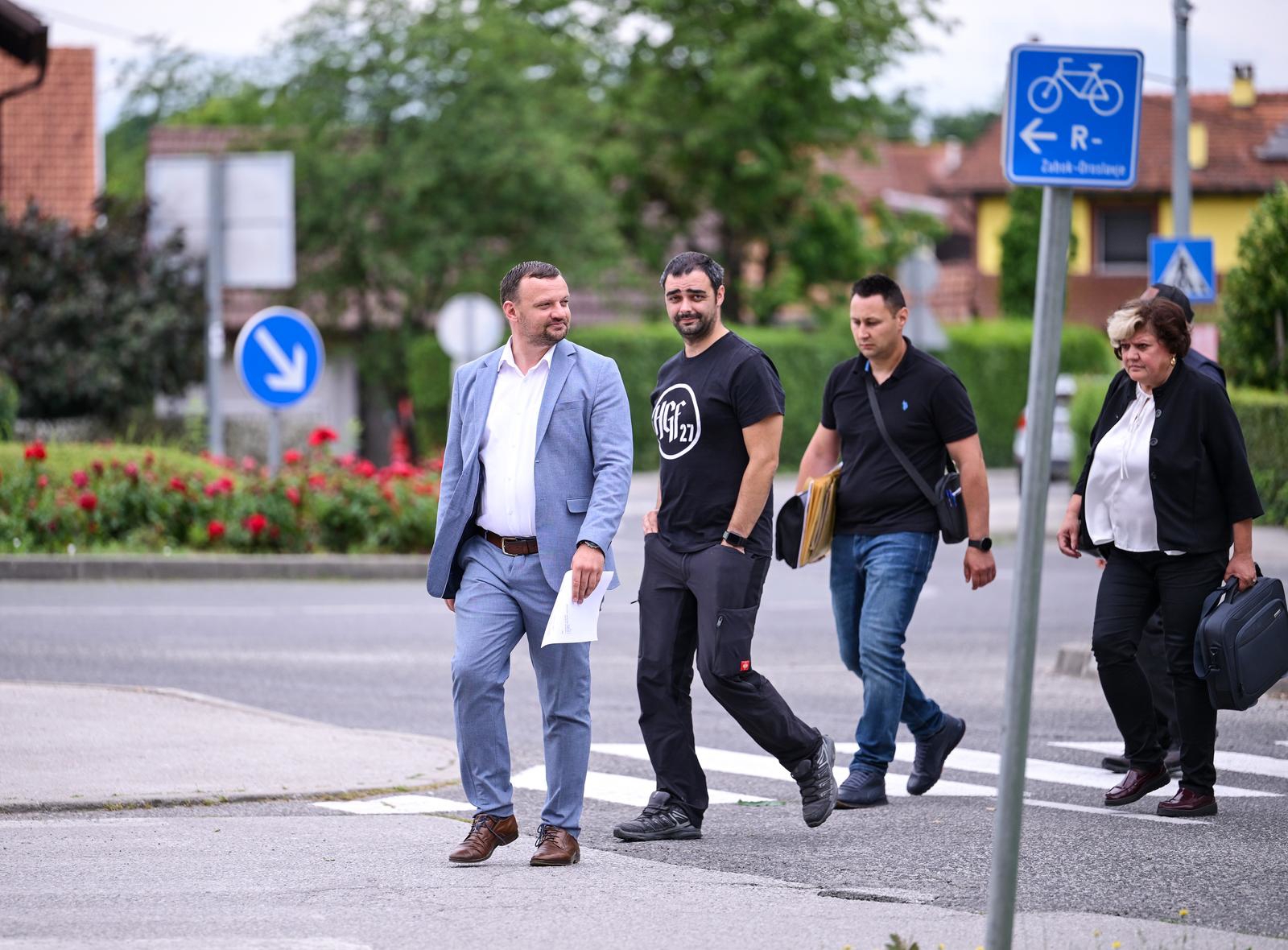 USKOK je jutros upao u dom Viktora Šimunića. Doznali smo na što sumnjaju