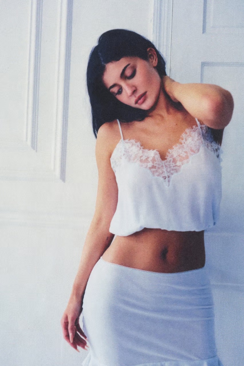 Nova kolekcija Kylie Jenner zamišljena je kao pismo ljetu