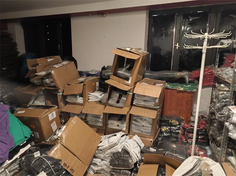 VIDEO I FOTO Pogledajte što je carina otkrila u zagrebačkoj Dubravi