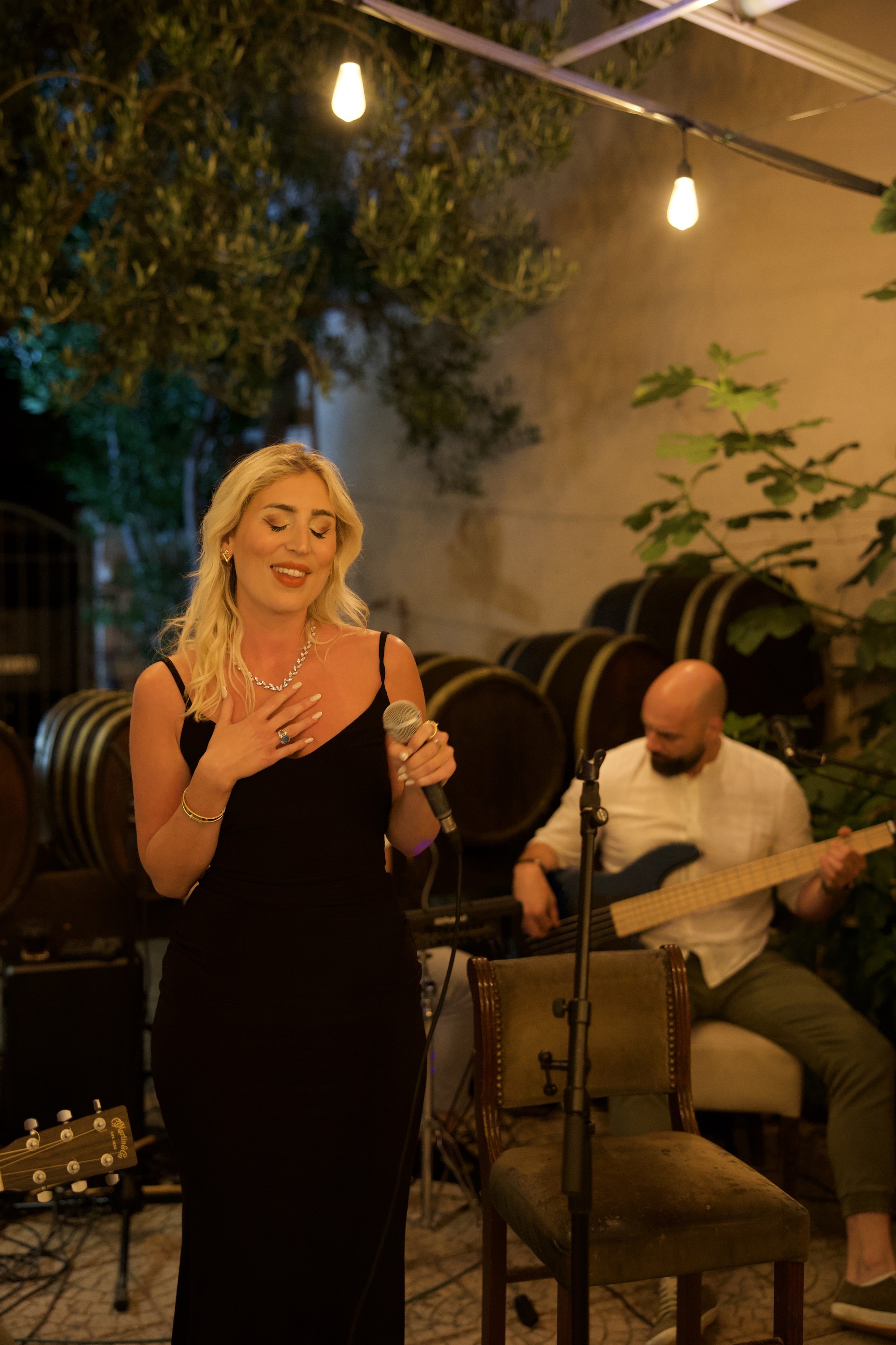 Splitska grupa organizirala večeru za promociju singla, to se pretvorilo u koncert