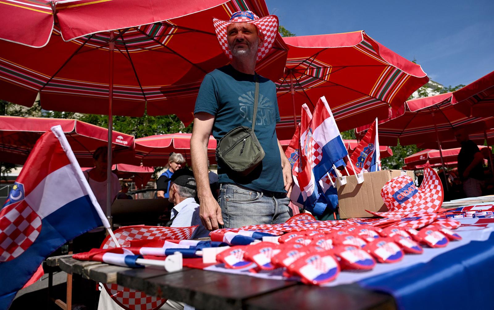 FOTO Na Britancu se prodaje plakat povijesne utakmice Hrvatske i SAD-a