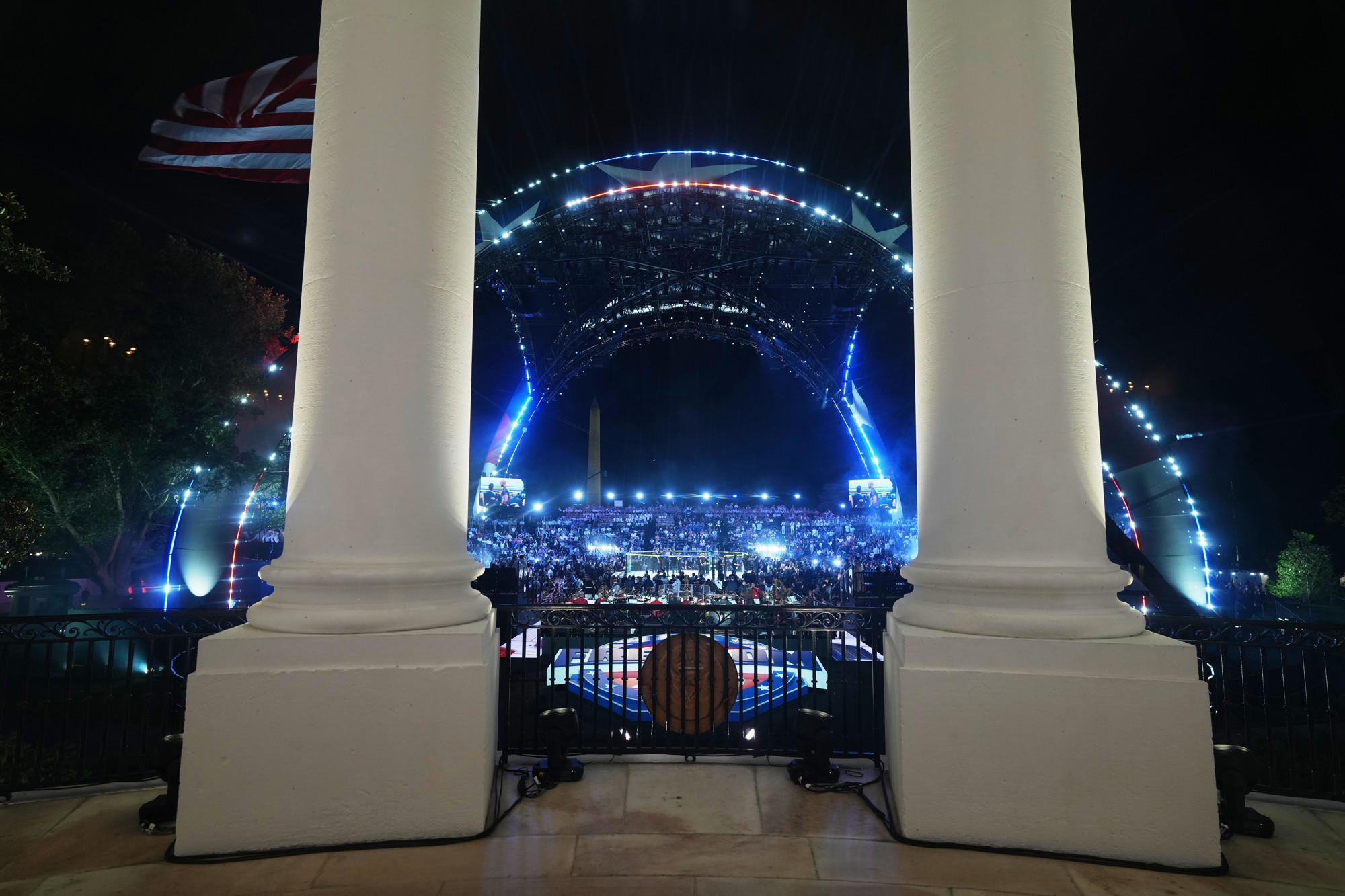 FOTO Ne, niste sve vidjeli. Pogledajte kako je izgledao Trumpov rođendanski party