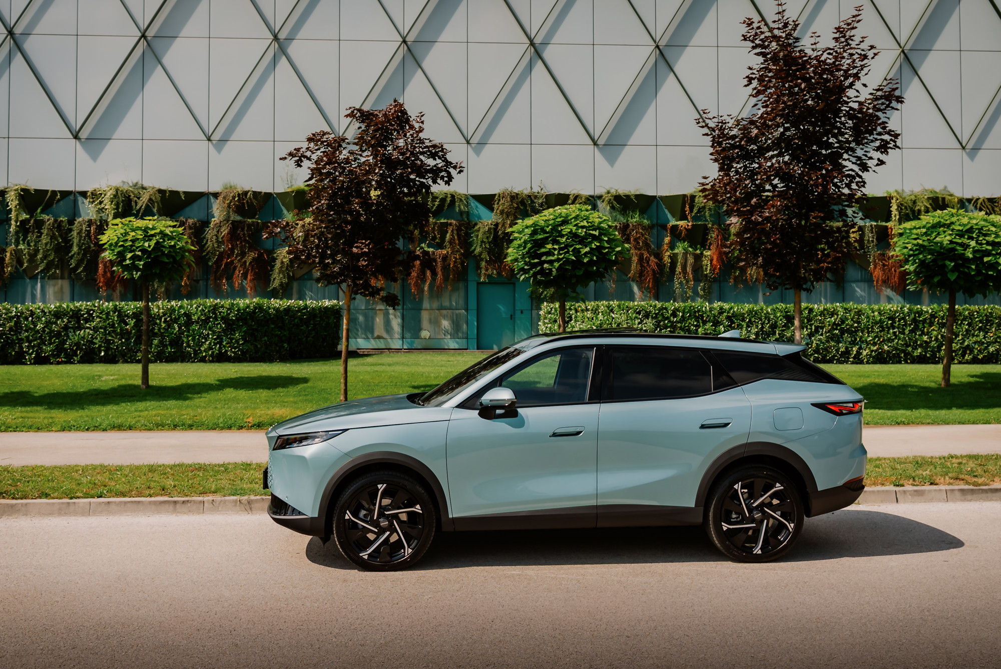 FOTO Omoda 7 u Hrvatskoj: Ovaj kineski SUV nudi gotovo sve, a starta od 34.990 eura