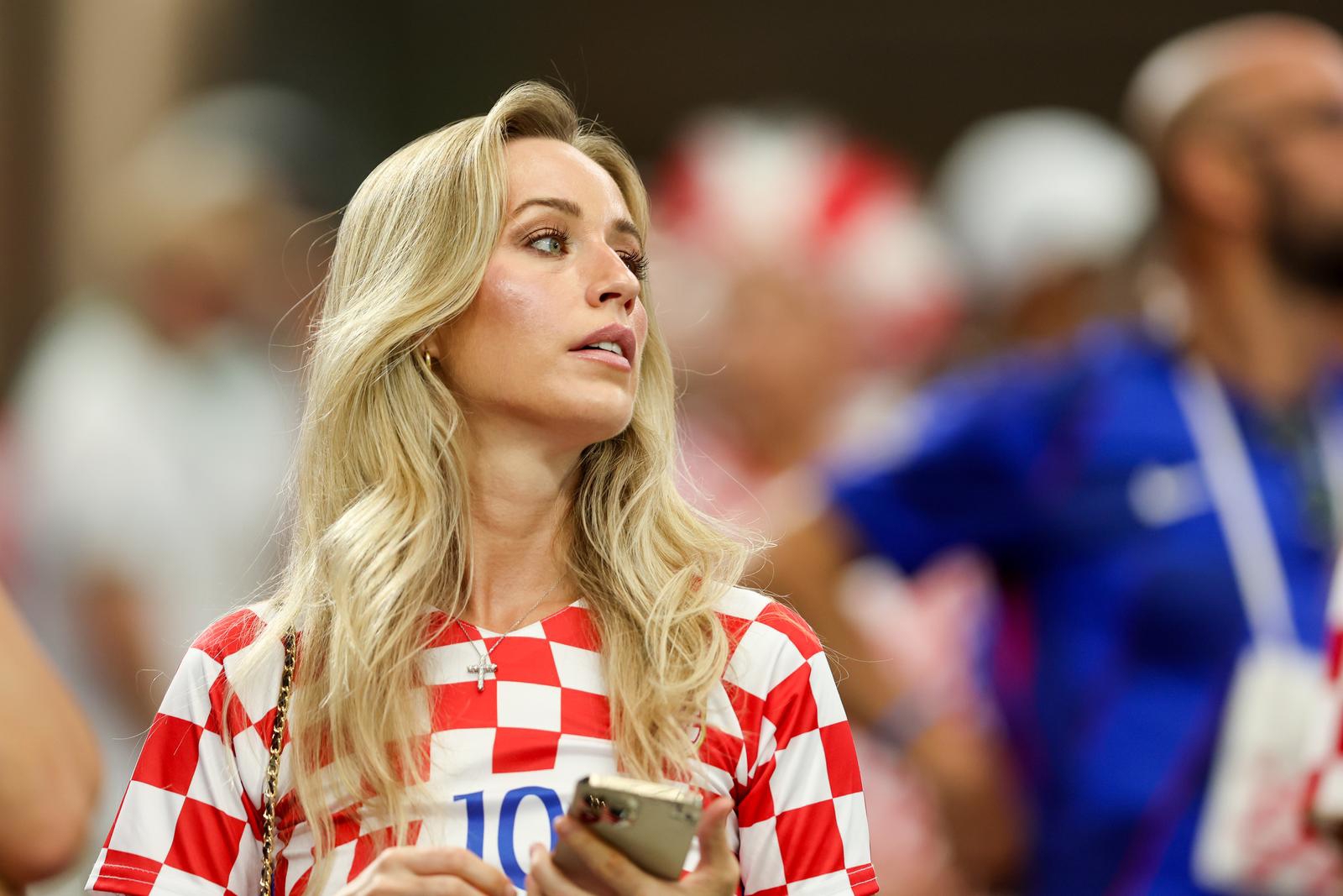 FOTO Predivne Hrvatice neumorno navijale za Vatrene i dok su gubili
