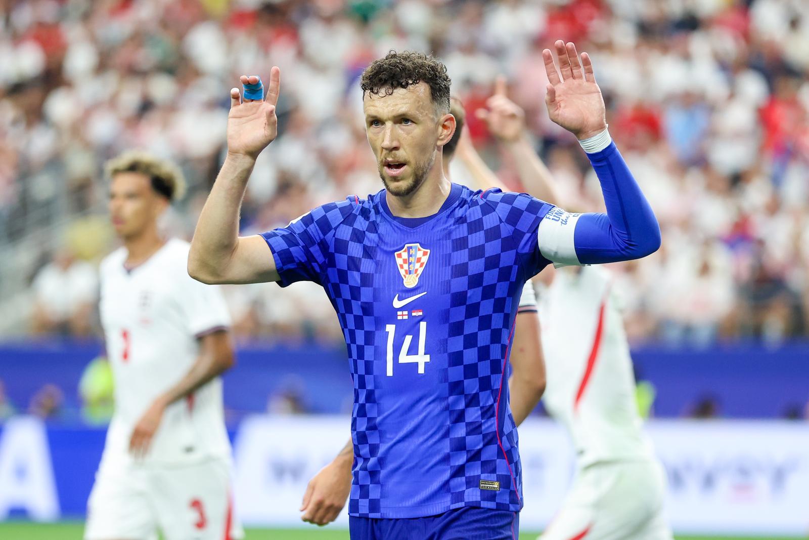 FOTO Tužni izrazi lica Vatrenih nakon poraza od Engleske
