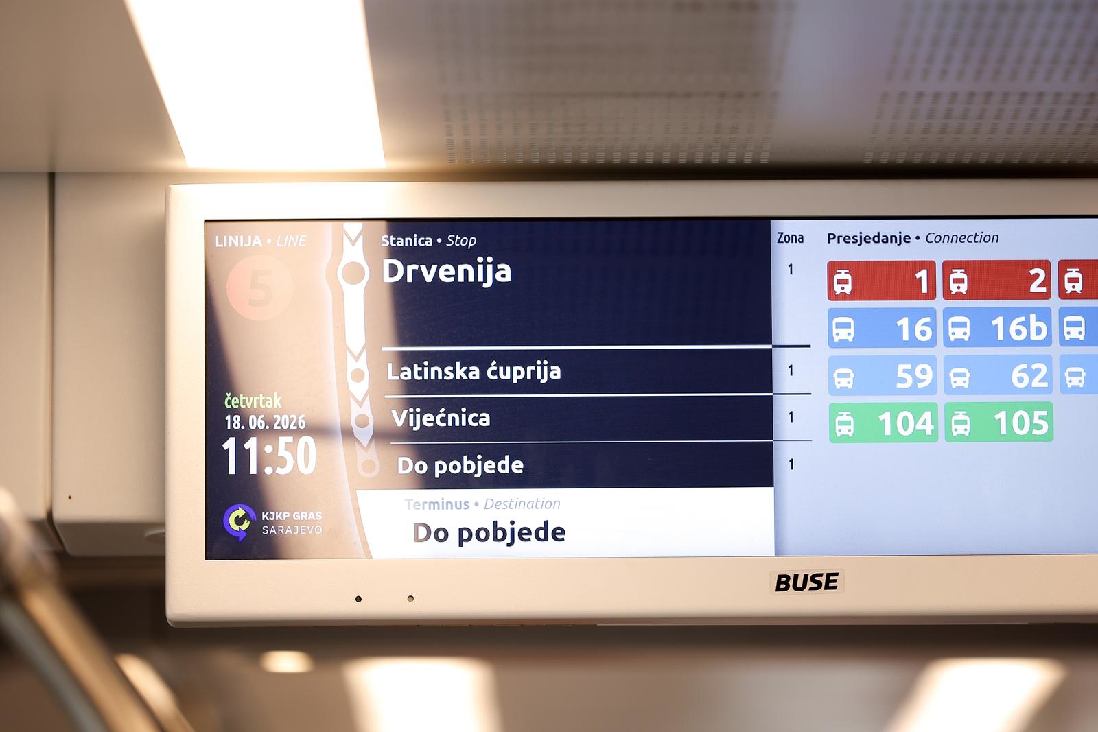 FOTO Zanimljive poruke osvanule na tramvajima u Sarajevu uoči utakmice BiH