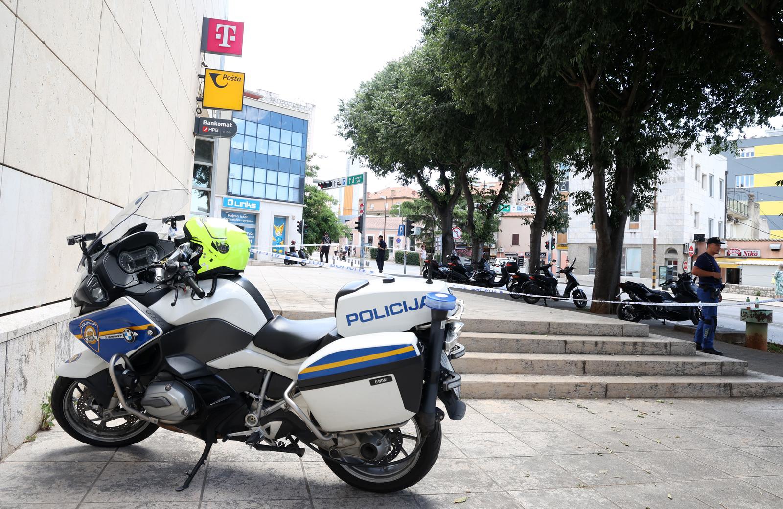 Zaboravljeni kofer ispred pošte u Šibeniku izazvao uzbunu
