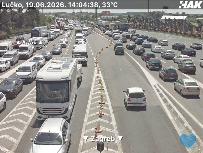 Pojačan promet na cestama prema moru, kolona kod Lučkog duga 5 km