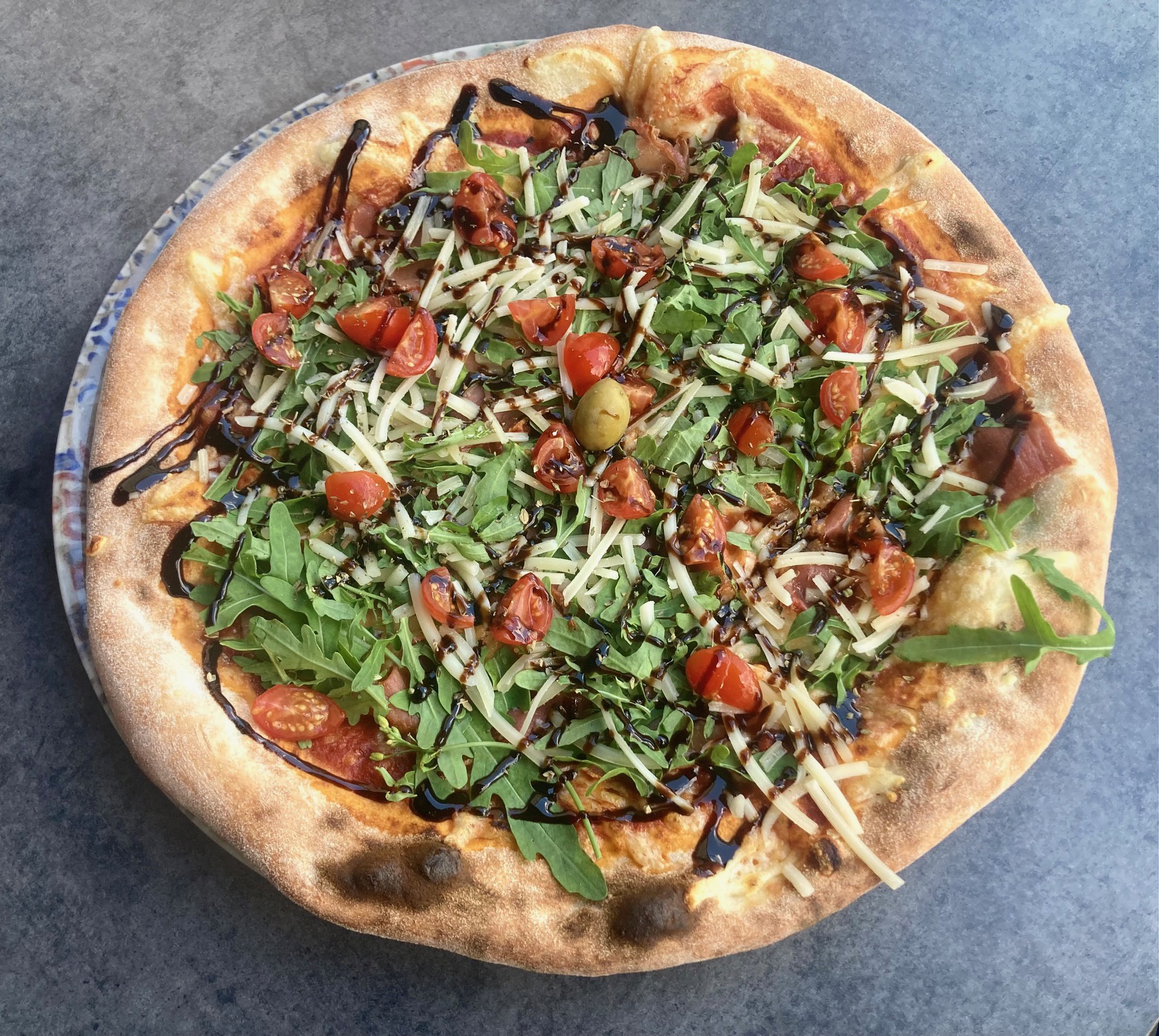 Lovac je u Zagrebu pronašao izvrsnu kvartovsku pizzeriju s čak 40 pizza u ponudi