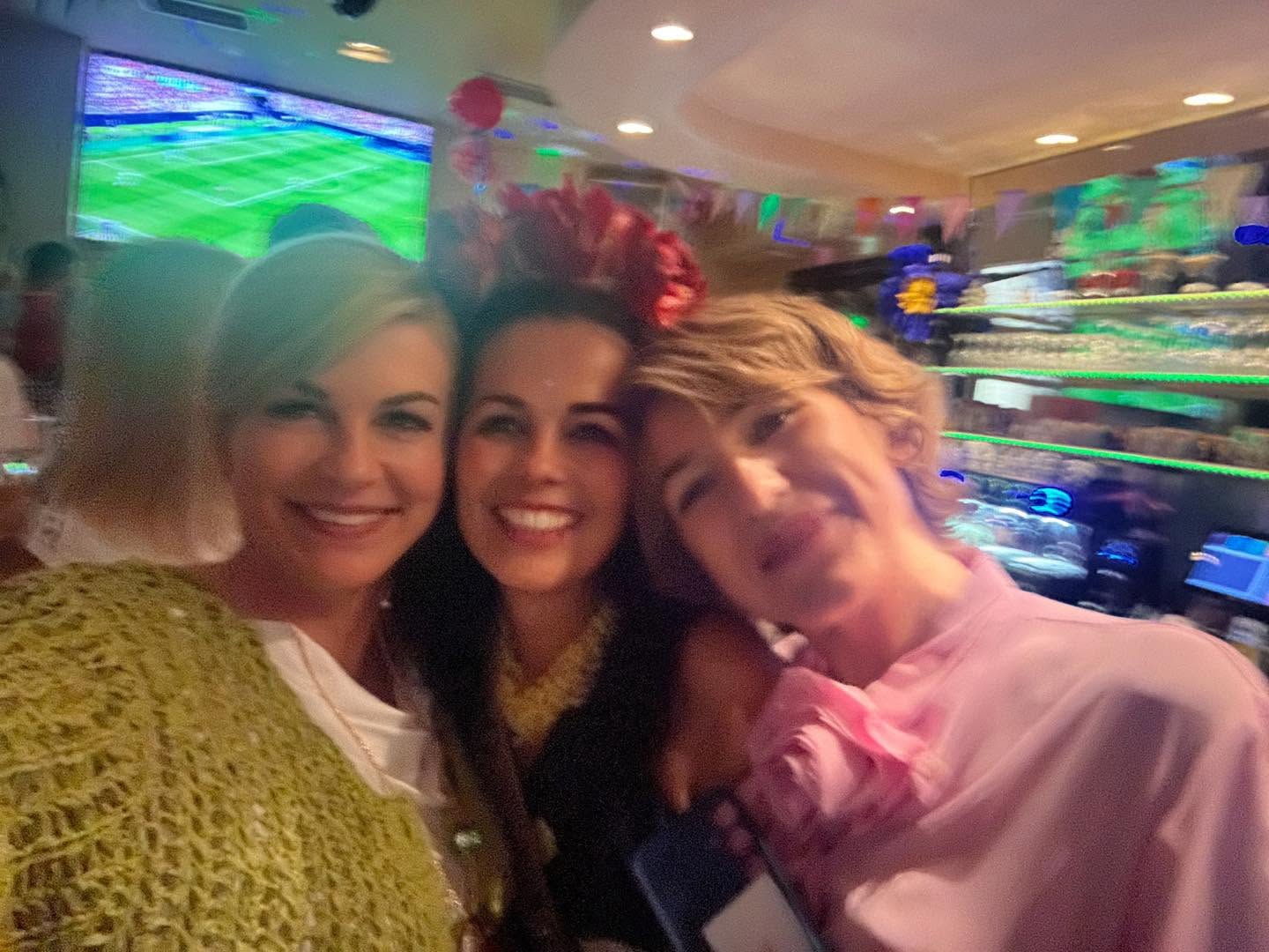 Kolinda Grabar-Kitarović podijelila rijetke obiteljske fotografije