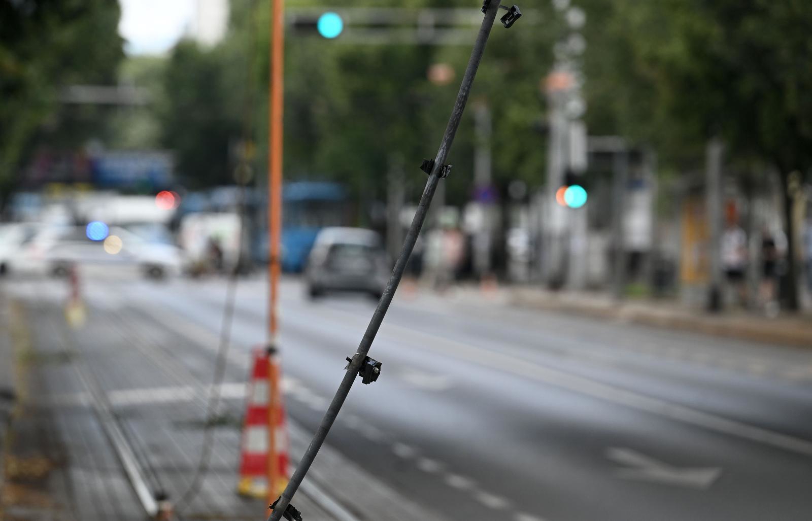 Otkriveno tko je kriv za prometnu u kojoj su pokidane žice tramvaja, pale su na ženu