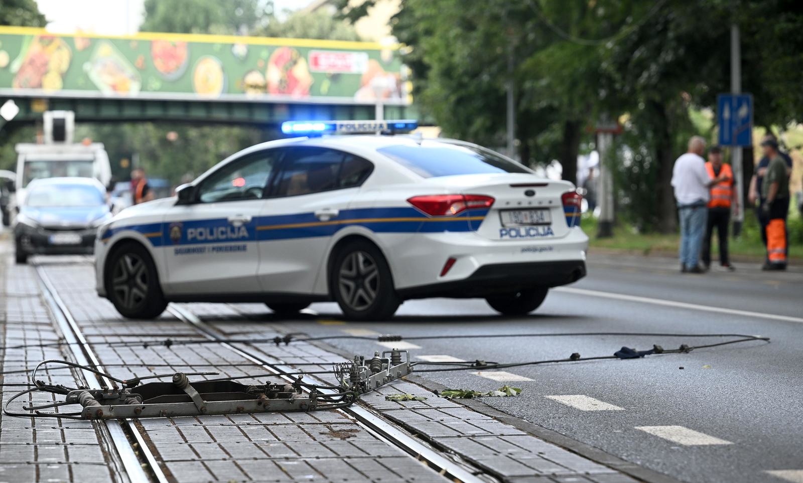 Otkriveno tko je kriv za prometnu u kojoj su pokidane žice tramvaja, pale su na ženu