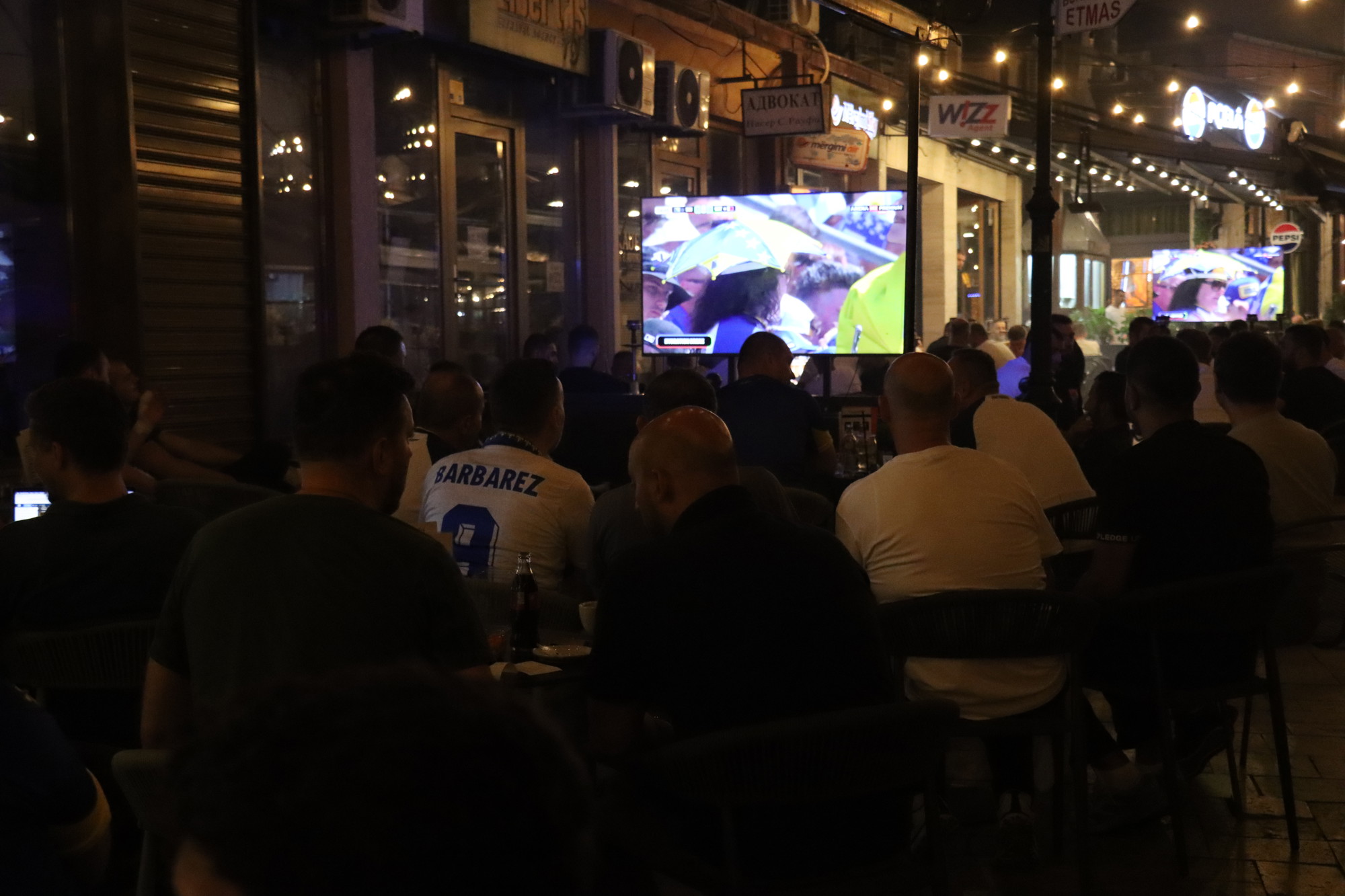 FOTO Pogledajte atmosferu u Skoplju i Novom Pazaru za vrijeme utakmice BiH