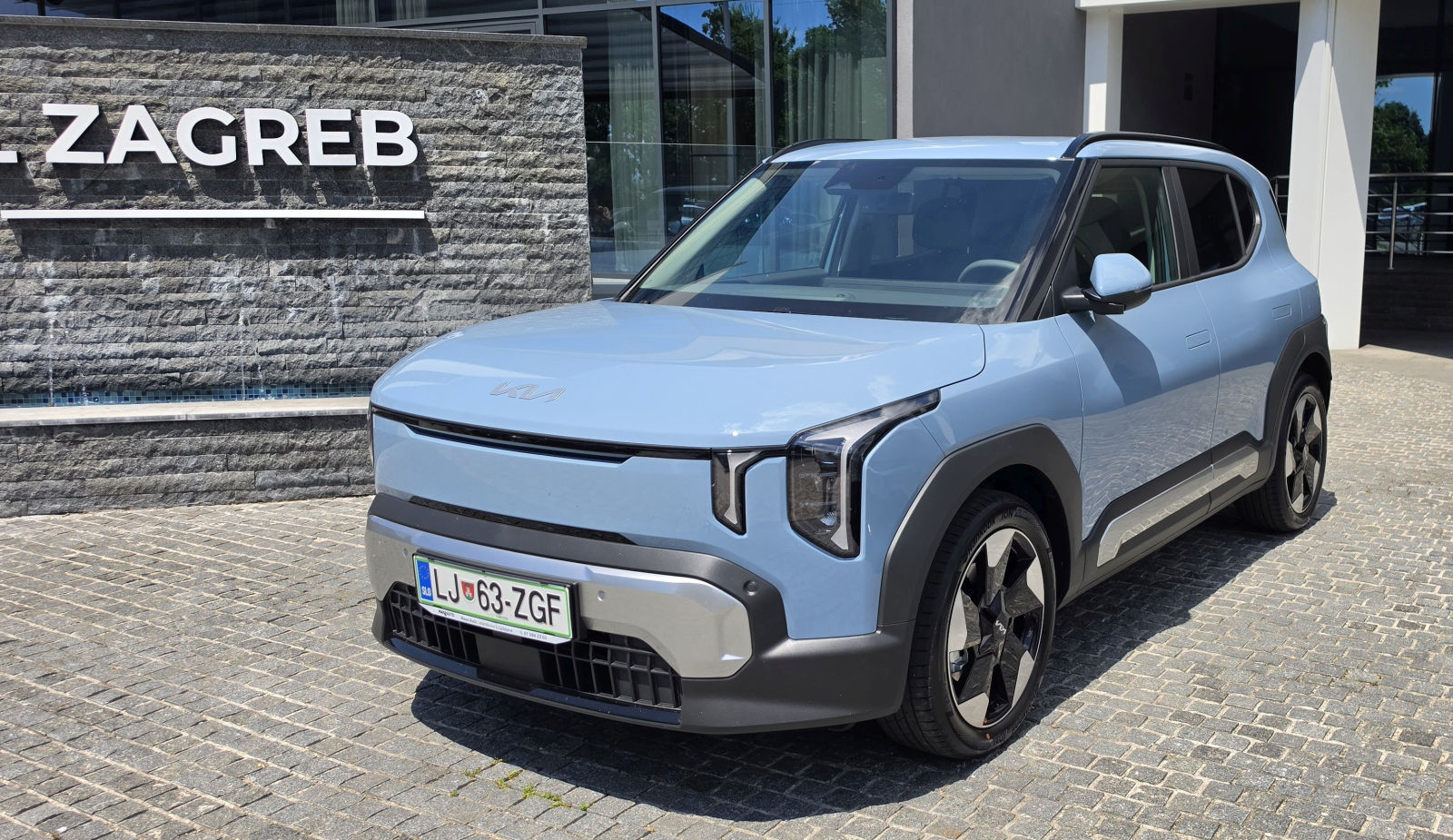 Kia EV2 i službeno dostupna u Hrvatskoj. Pravi multipraktik na struju za 27.999 eura